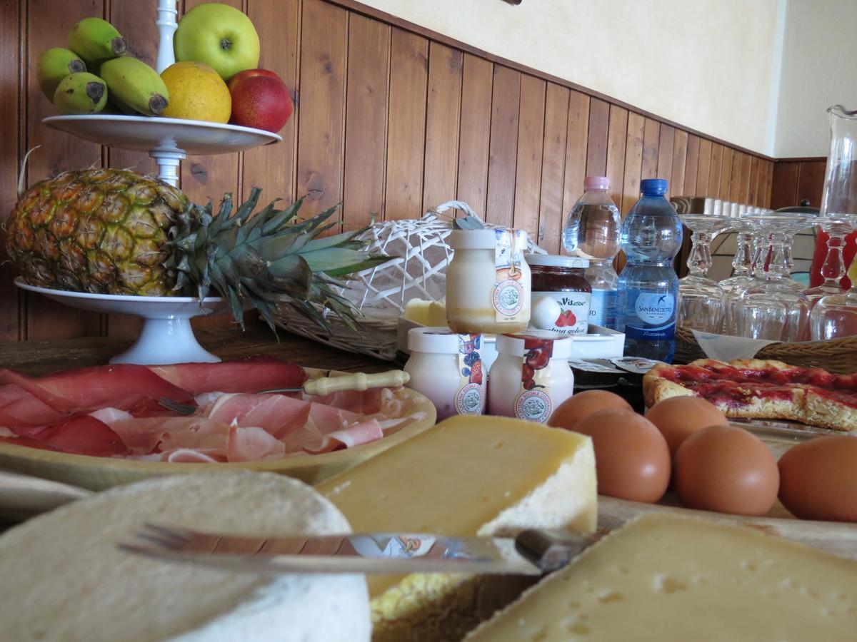 Albergo Ristorante Innocenti Ardenno Luaran gambar